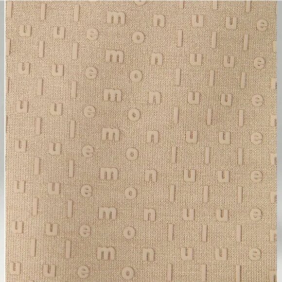 Lululemon NWT Embossed Panel High-Rise Short 4" Trench - Picture 4 of 14